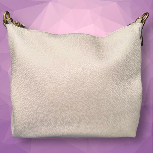 COACH Shay Shoulder Bag color chalk - Picture 16 of 16